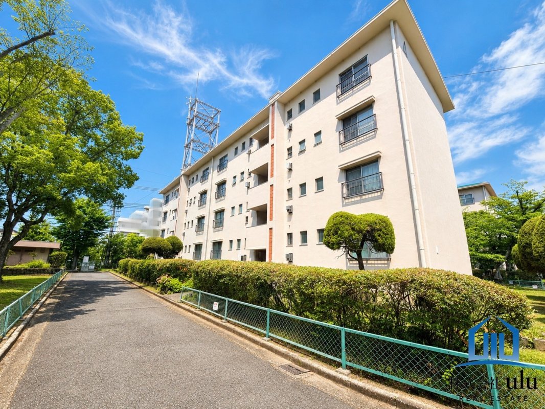 西大寺住宅4号棟
