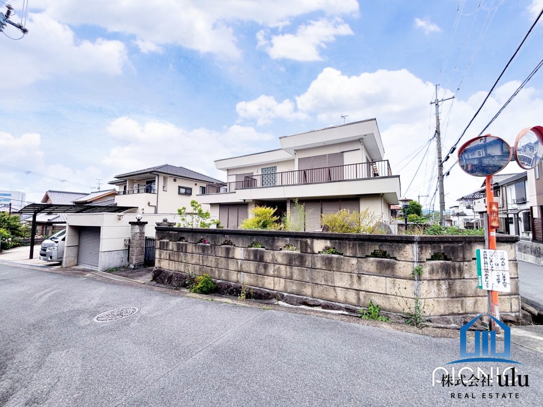 上牧町米山台2丁目  南東角地  建築条件無
